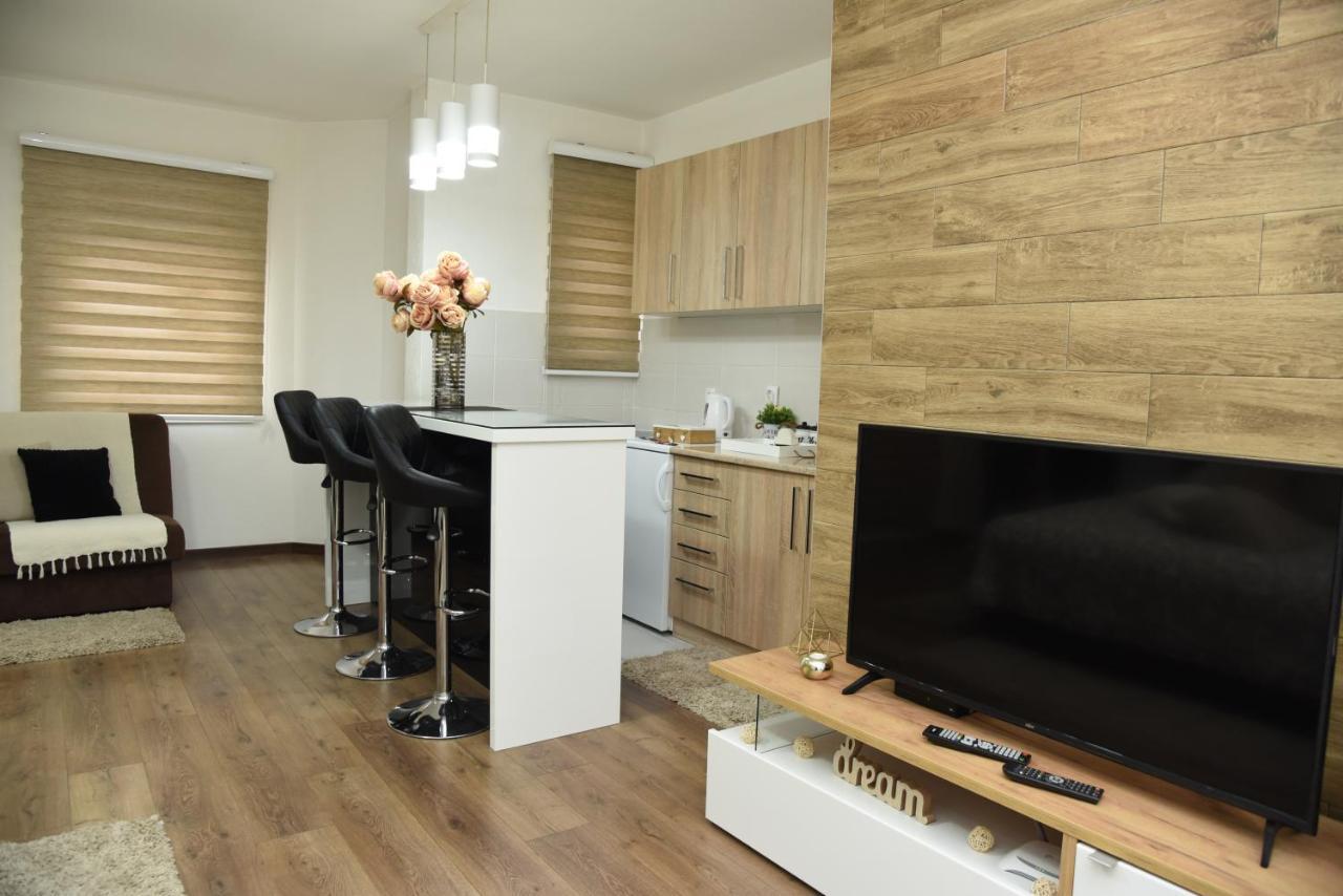 Apartmani Sofronic Loznica 2 Exteriör bild
