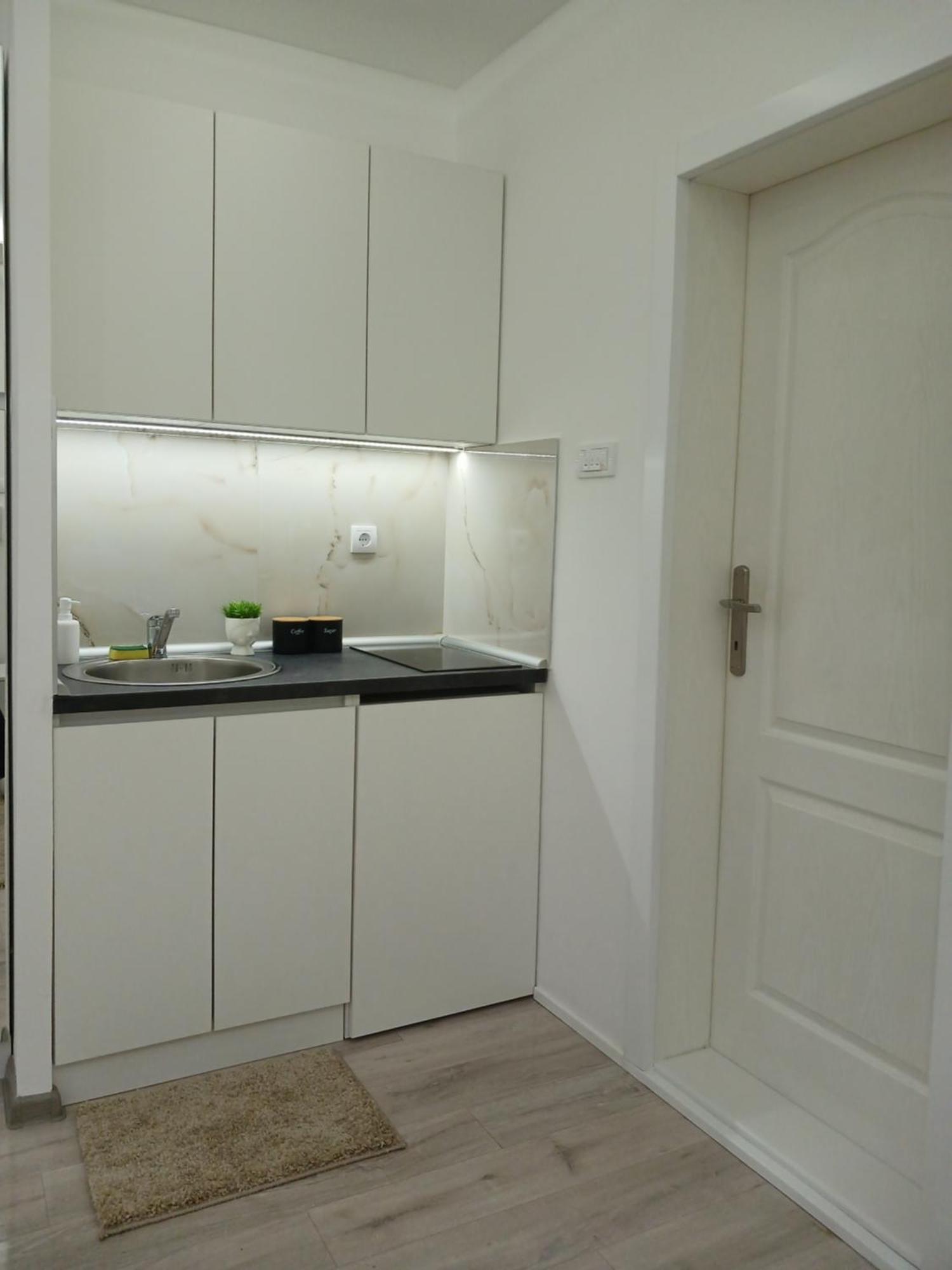 Apartmani Sofronic Loznica 2 Exteriör bild
